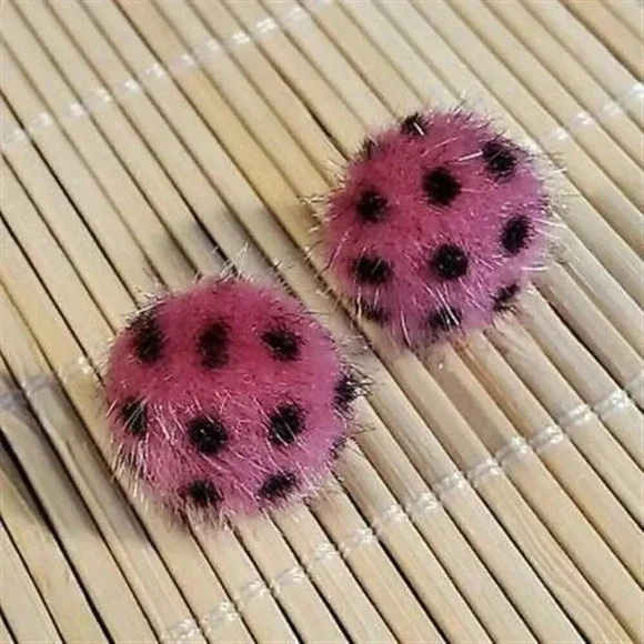 Handmade Faux Fur Fuzzy Polka Dot Earrings Pink Black - Picture 3 of 3